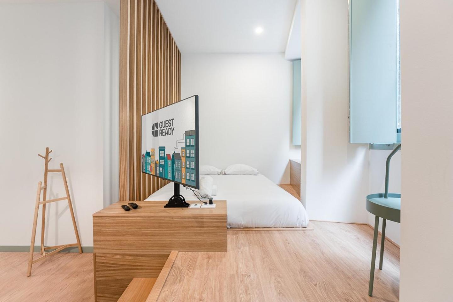 Guestready - A Modern Stay In Downtown Порту Экстерьер фото